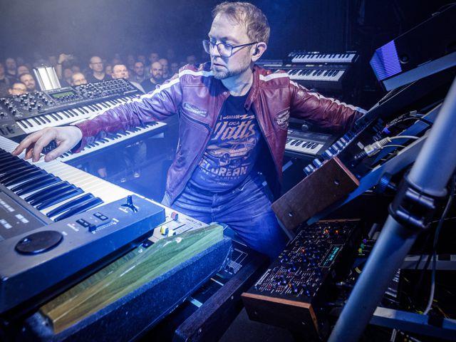 Kebu - Urban Skies Tour 2026