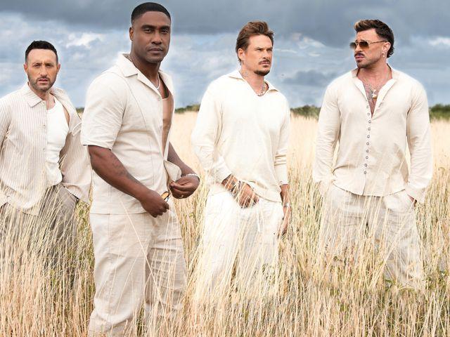 Blue - 25TH ANNIVERSARY TOUR