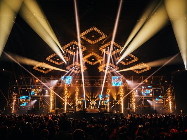 BEE GEES by MainCourse - Europas größte Bee Gees Tribute Show