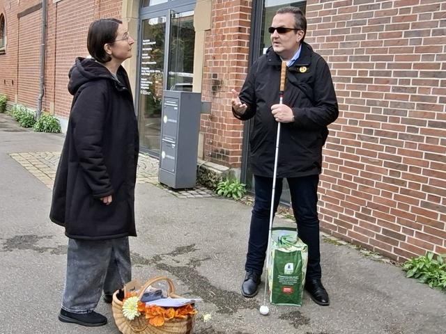 Stadt-Erlebnis-Tour: Blinden-Tour - Stadt-Erlebnis-Tour: Blinden-Tour